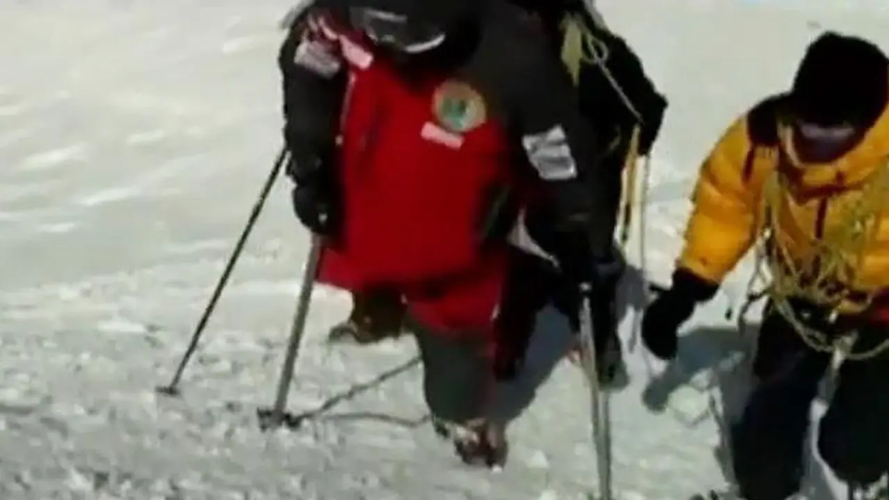Pendaki Berkaki Satu 
