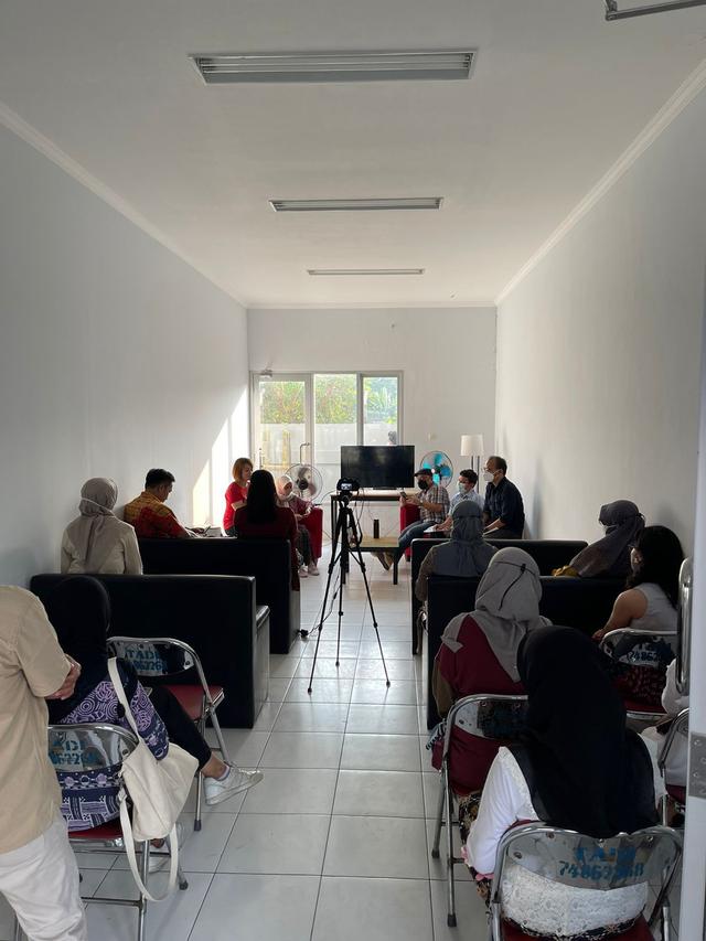 Kolaborasi Ekspresi Seni (Koleksi) vol. 2: Plasti-City, yang dipersembahkan oleh Kedai Kopi Dab, Kopi Tanpa Plastik. (Dok. Ist/Kopi Dab)