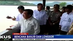 Usai melihat lokasi, JK menggelar rapat kordinasi bersama para menteri dan Forkopimda Sulsel terkait penanggulangan bencana banjir dan longsor.