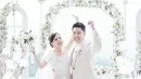 Angela Tee resmi menikah dengan Goldwin Yustantio, seorang penugsaha dan produser musik. Keduanya melangsungkan pernikahan pada 28 Februari 2021 di The Westin Hotel Kuningan, Jakarta Selatan. (Liputan6.com/IG/@anqela.tee).