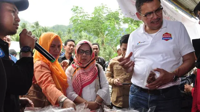 Pekerja Pertamina Serahkan Bantuan Rp 847 Juta untuk Korban Bencana Sulteng