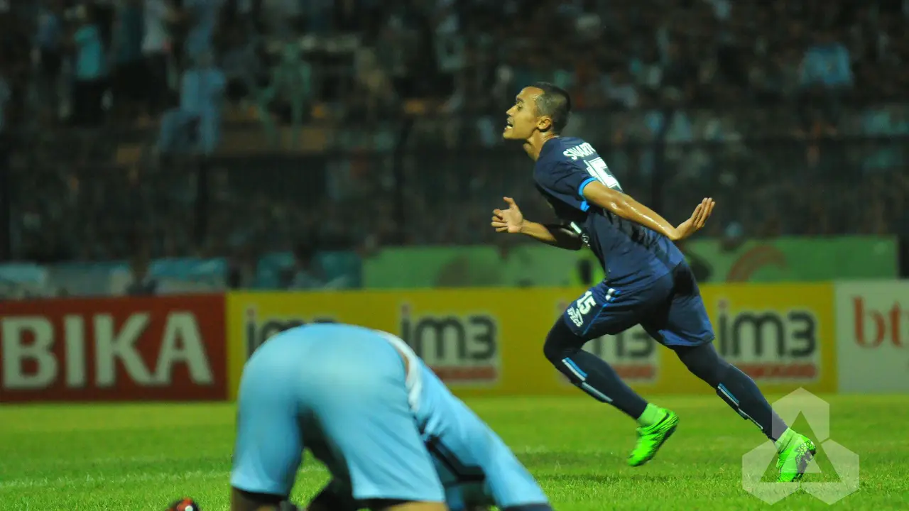Persela Lamongan vs Arema Cronus (Indonesiansc.com)