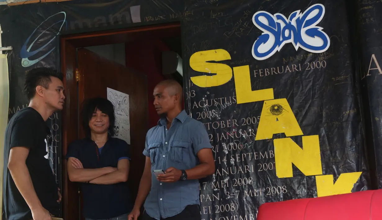 Peran Abdee dalam musik Slank sangat fundamental, karena itu takkan ada yang bisa menggantikannya