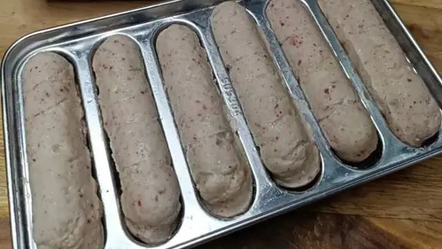 Resep sosis sapi rumahan. (dok. Cookpad @DeeDee_Rasuan)