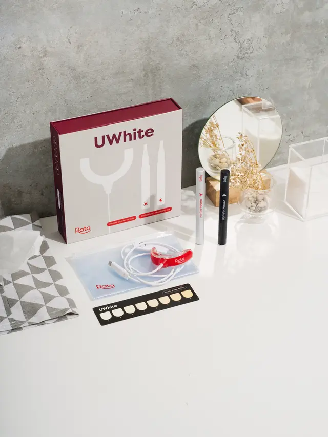 Rata Clear Aligner dan At-Home Whitening Kit UWhite