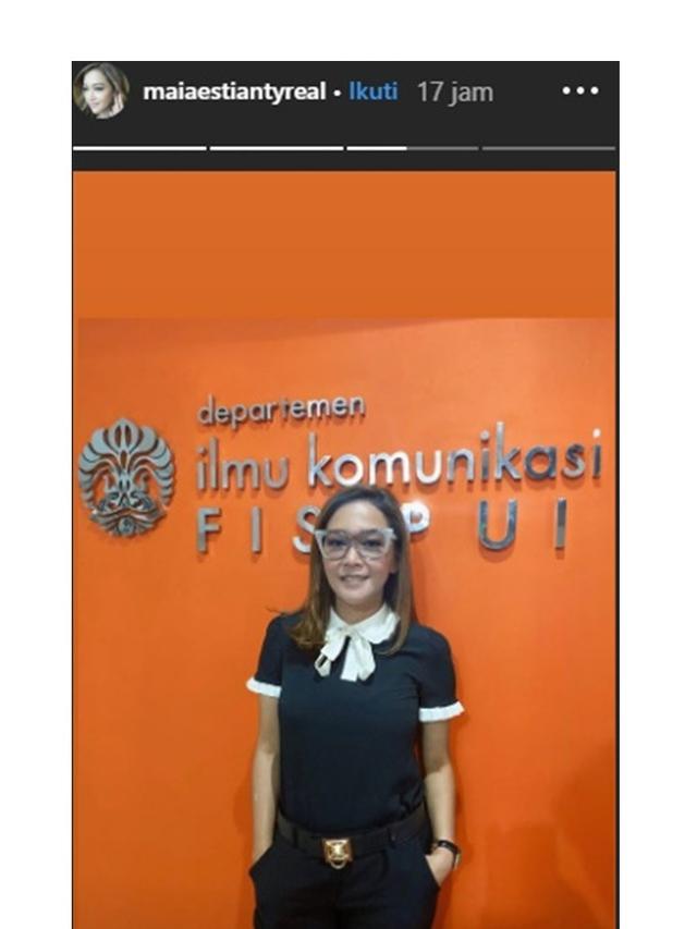 7 Gaya Maia Estianty saat Jadi Dosen Tamu, Tampil Kece dan Memesona