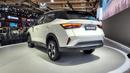 Desain belakang mobil ini memiliki atap yang agak landai untuk memberikan bentuk yang dinamis. Alvez juga menonjolkan sisi sporty dengan memberikan ducktail dan roof spoiler di pintu bagasi dengan dilengkapi lis chrome di atas plat nomornya sebagai pemanis. Sama seperti bagian depan, bumper belakang mobil ini juga dilengkapi dengan trim plastik hitam untuk memperkuat citranya sebagai SUV perkotaan. Lampu belakangnya sudah dibekali dengan bohlam LED dan dengan LED stripes untuk lampu senjanya.