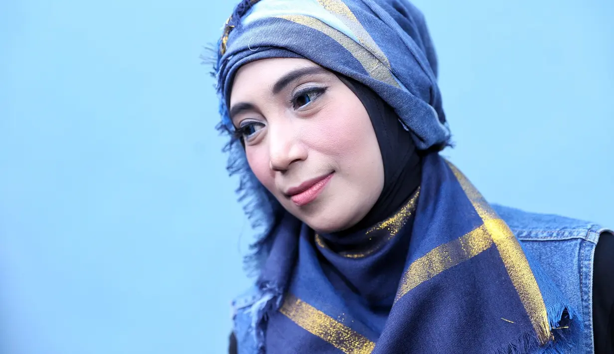 "Ikhtiar mencari jodoh, banyak pertanyaan apakah terlalu sibuk dengan karier, Inka sendiri tidak pernah menutup hati untuk menjalin hubungan dengan seseorang," kata Inka Christie di bilangan Tendean, Jakarta, baru-baru ini. (Adrian Putra/Bintang.com)