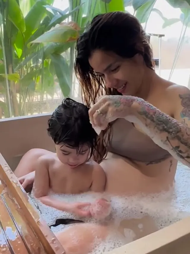 Sheila Marcia hamil kelima (Instagram/itssheilamj)