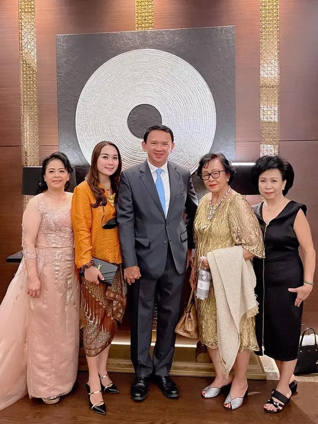 5 Potret Terbaru Puput Nastiti Istri Ahok Usai Turun Berat Badan 16Kg
