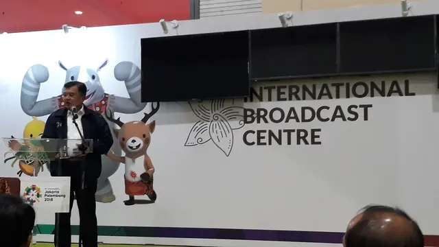 Wakil Presiden Jusuf Kalla meresmikan Internasional Broadcast Center (IBC) Asian Games 2018.