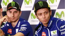 Valentino Rossi vs Jorge Lorenzo (Crash)