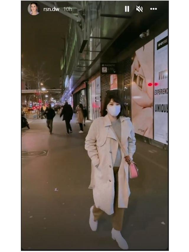 6 Potret Bahagia Rosiana Dewi Pamer Baby Bump di Paris, Banjir Pujian