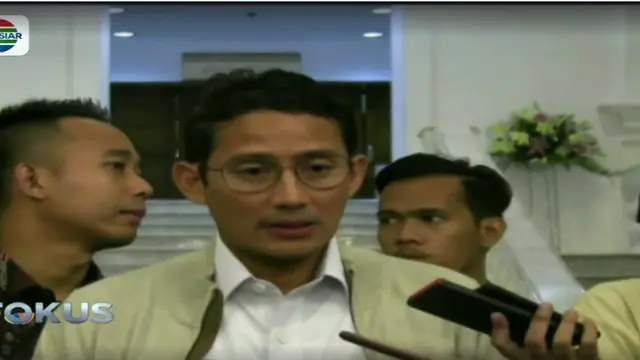 Sandiaga Uno juga meminta kepada petugas Pemprov DKI Jakarta untuk bertindak cepat dan tanggap dalam mengatasi banjir di Jakarta.