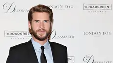 Tahu nggak kalau Liam Hemsworth yang pertama kali ditawari peran Thor? Namun Marvel pun memanggil sang kakak dan Chris ternyata lebih cocok memegang peran tersebut. Kira-kira mereka sempat berantem nggak ya? (CINDY ORD / GETTY IMAGES NORTH AMERICA / AFP)