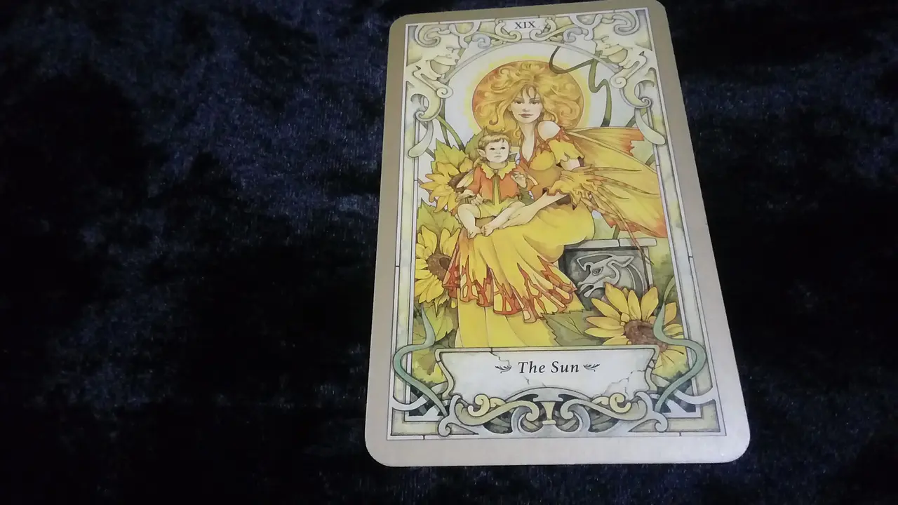 Tarot Hari Ini Jumat 13 April 2018 (Foto: Elisabet Kusumodewi