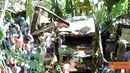 Citizen6, Yogyakarta: Sebuah bus angkutan mengalami kecelakaan tunggal pada, Sabtu (2/7) di Jurangjero, Kecamatan Ngawen, Kabupaten Gunungkidul. (Pengirim: Hendro Ariwibowo)