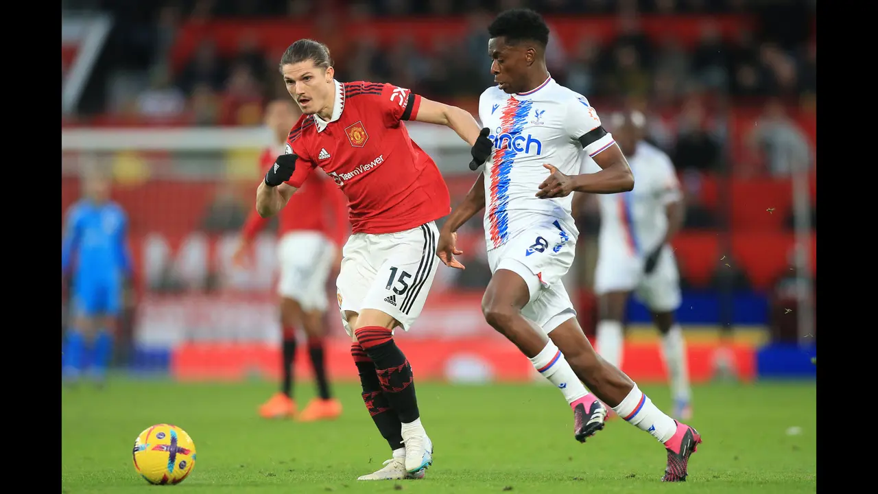 Foto: Aksi Debut Marcel Sabitzer Bareng MU, Bantu Setan Merah Kantongi Tiga Poin dengan 10 Pemain di Liga Inggris