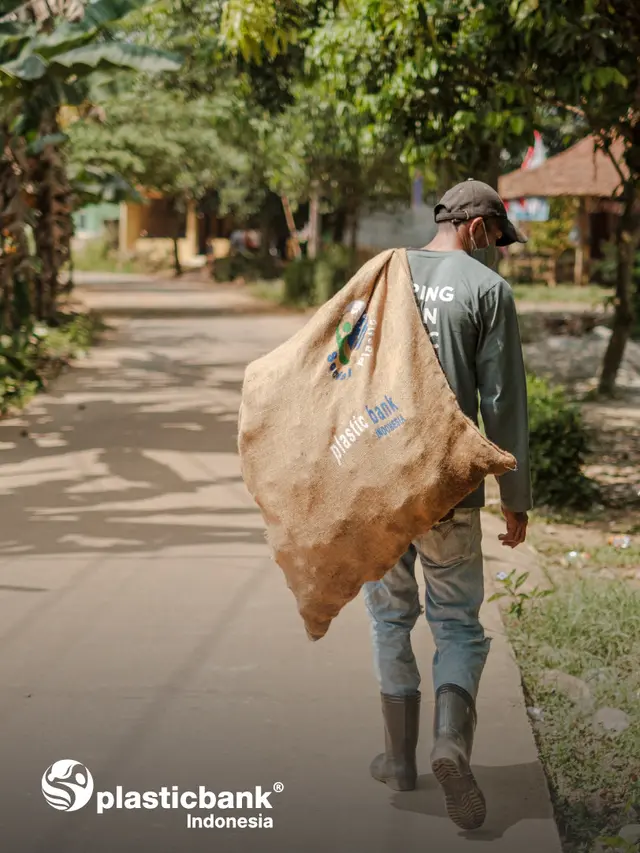 Plastic Bank Indonesia: Daur Ulang Sampah Berbasis Aplikasi
