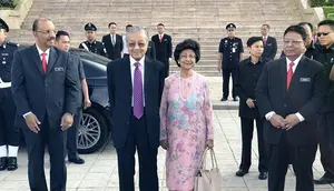 Siti Hasmah, Istri Mantan PM Malaysia Mahathir Mohamad Meninggal di Usia 100 Tahun