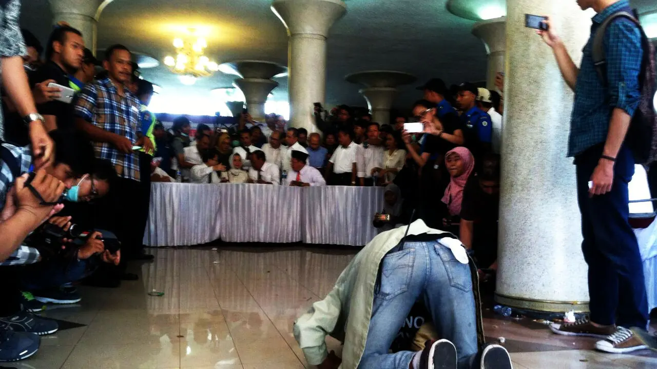 Demonstrasi mahasiswa UGM