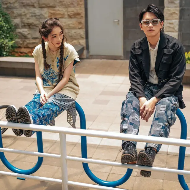 7 Gaya Devina Aureel dan Brandon Salim dengan Tema Street Fashion Ini Menawan