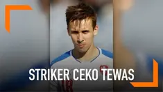 Eks striker timnas Ceko, Josef Sural, tewas akibat kecelakaan. Pemain Alanyaspor ini terlibat kecelakaan bus saat pulang tandang dari laga sebelumnya di Liga Super Turki.
