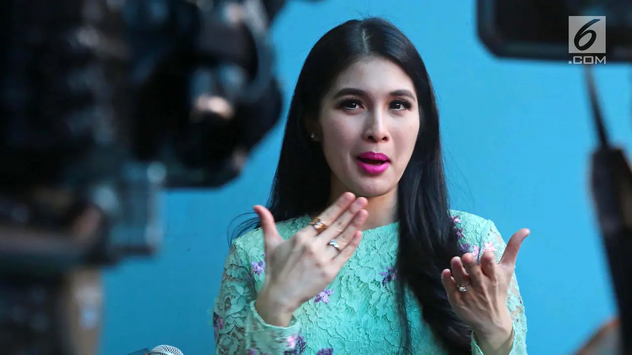 Sandra Dewi