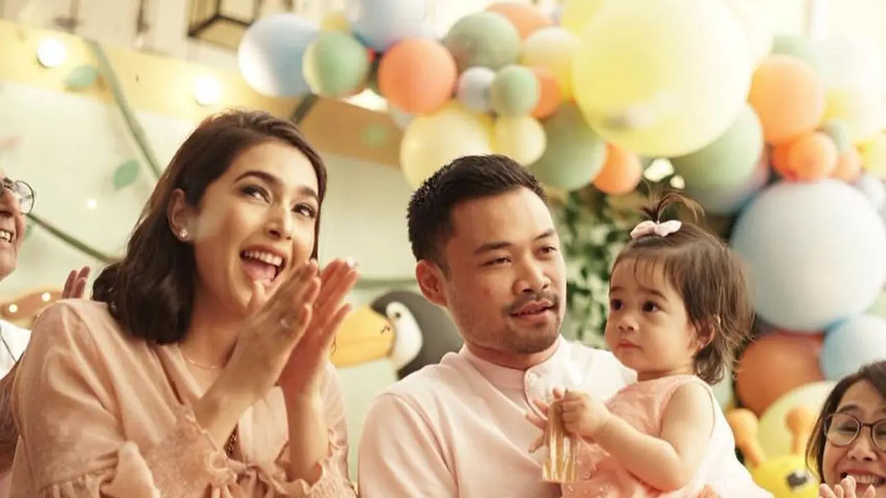 Ulang Tahun Raqeema. (dok. @nsyakieb85/https://www.instagram.com/p/BtqXlATHWm2/Indah Permata Niska)
