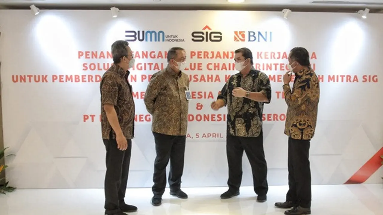 BNI berikan layanan solusi transaksional terintegrasi yang unggul melalui fasilitas pembiayaan value chain kepada Semen Indonesia. (Foto: Dok Istimewa)