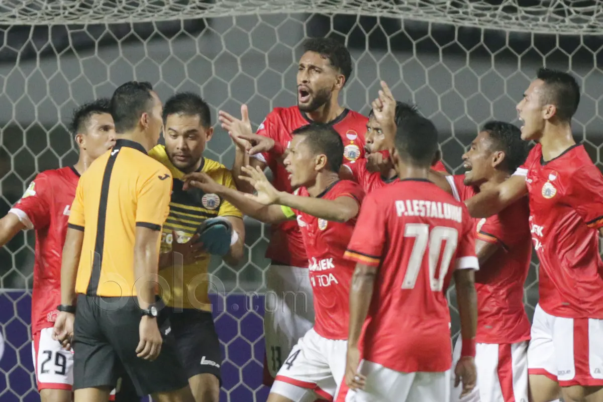 PS TNI, Persija Jakarta, Bola.com, Liga 1 2017, Wasit, Fariq Hitaba
