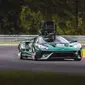 Ford GT khusus penyandang disabilitas (roadandtrack)