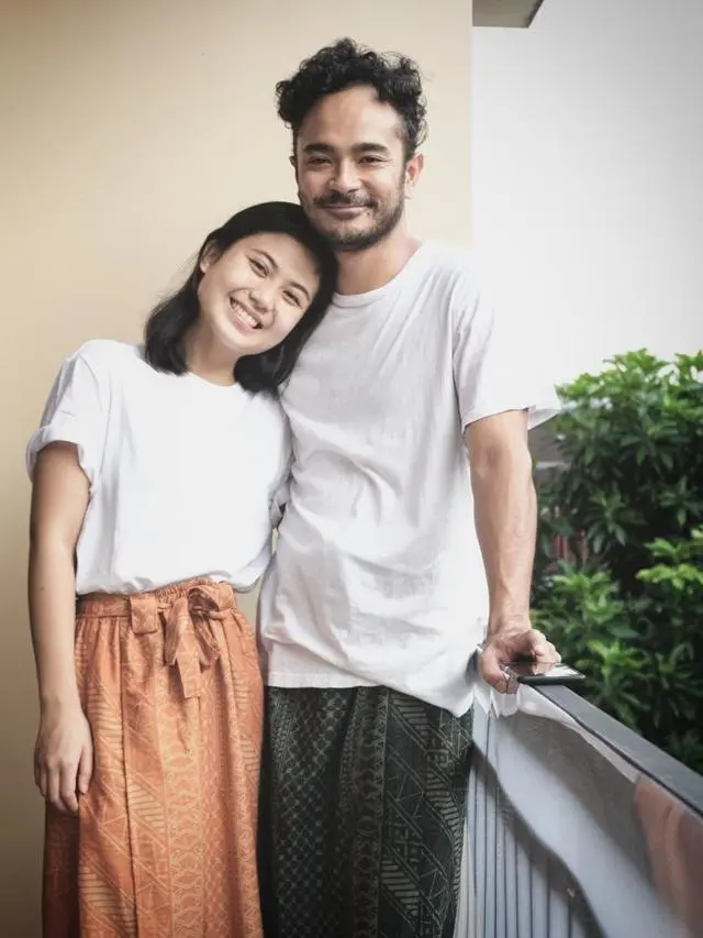 Pernikahan Artis Melepas Status Duda
