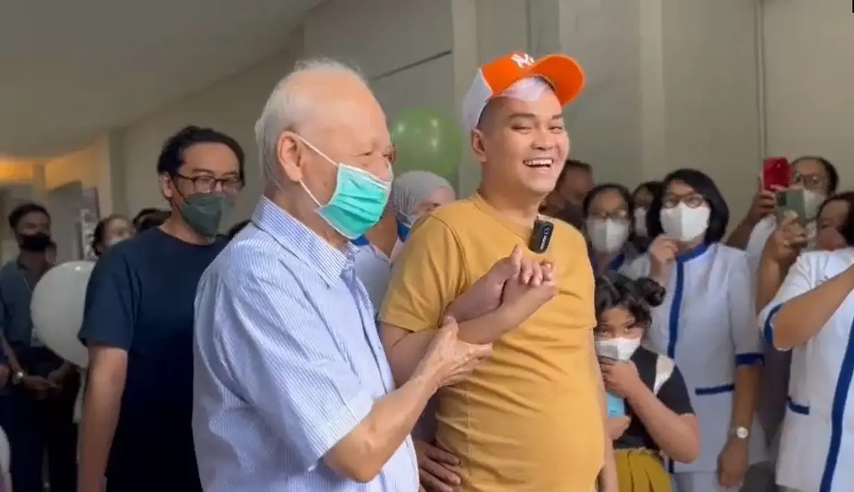 [Instagram/indybarends]