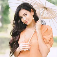 ilustrasi perempuan bahagia/photo created by 8photo - www.freepik.com