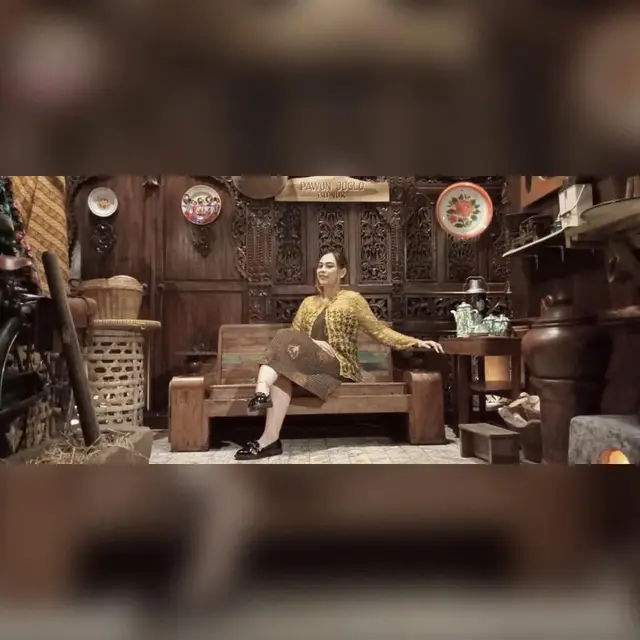 Norman Kamaru liburan ke Jogja (Sumber: Instagram/onca_marthinus)