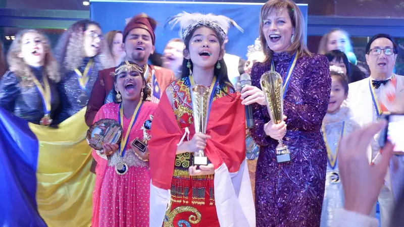 Juara 1 kategori junior I-Sing World 2019, Maria Sinaga di Stockholm, Swedia (15/11/2019) (Liputan6.com/KBRI Stockholm)