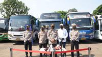 Kakorlantas Irjen Pol Istiono mmenggelar kegiatan Rapid Test gratis bagi para supir bus. (Istimewa)