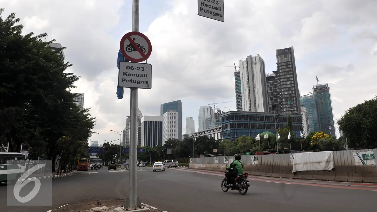 20160430-Pelarangan-Sepeda-Motor-Jakarta-Johan-Tallo