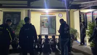 Pemuda Bawa Molotov Kocar-kacir Dikejar Polisi