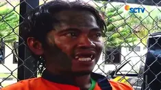 Anak yang membunuh ibu kandung di Kebumen akhirnya berhasil ditangkap polisi. Menurut tetangga, pelaku yang dikenal tempramental itu pernah dirawat di rumah sakit jiwa.