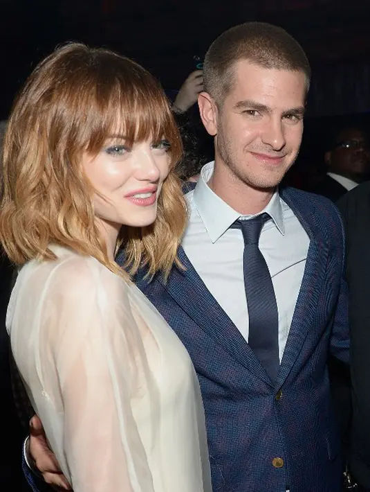 “Perasaan Andrew saat ini belum berubah dan sekarang mereka dekat kembali,” ujar sumber. “Dia (Emma Stone) menyaksikan beberapa kali penampilan Andrew dan selalu menghampirinya di belakang paanggung,” tambahnya. (AFP/Jamie Mc Carthy)