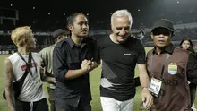 Pelatih Persib Bandung, Mario Gomez, saat melawan Persija Jakarta pada laga Liga 1 di Stadion GBLA, Jawa Barat, Minggu (23/9/2018). Persib menang 3-2 atas Persija. (Bola.com/M Iqbal Ichsan)