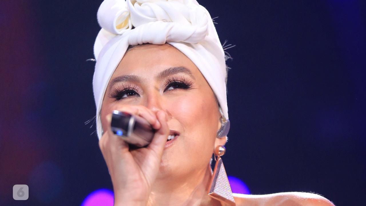 [Bintang] Agnez Mo
