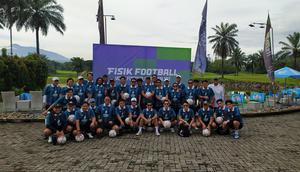 Fisik Football menggelar olahraga footgolf di Palm Hill Golf Club, Sentul, Jawa Barat, Selasa (9/12/2025). (Bola.com/Roby Dian)