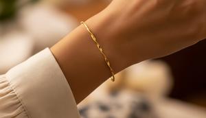 Model Gelang Emas Italy untuk Acara Syukuran Rumah. (Foto: AI)