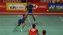 Pasangan Liliyana Natsir dan Tontowi Ahmad, saat melawan Riky Widianto dan Masita Mahmudin pada laga Indonesia Masters 2018 di Istora Senayan, Selasa (23/1/2018). Liliana/Tontowi menang 23-21 dan 21-17 atas Riky/Masita. (Bola.com/M Iqbal Ichsan)