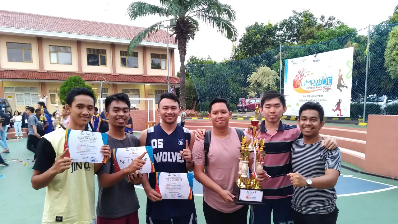 Generasi penerus bangsa, Nursyaid sabet gelar MVP dan membawa timnya meraih Juara Basket Olimpiade FKMHII KORWIL II 2017. Selamat!