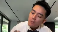 Boy William Cicipi Tembiluk, Kuliner Ekstrem dari Kalimantan yang Bikin Ketagihan