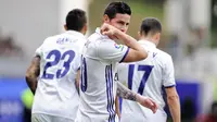 Selebrasi gol unik James Rodriguez saat Eibar vs Real Madrid (4/3/2017) di kompetisi La Liga Spanyol. (AFP/Ander Gillenea)